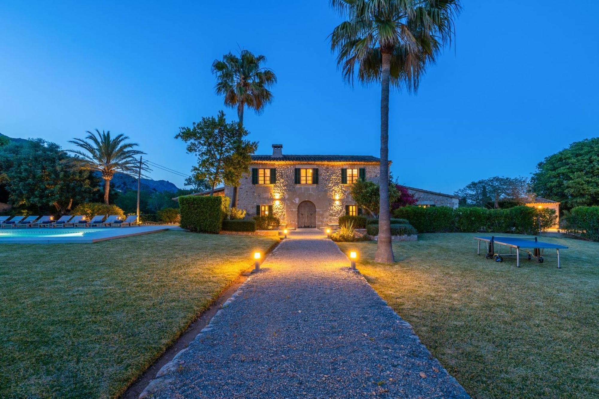 Corme Villa